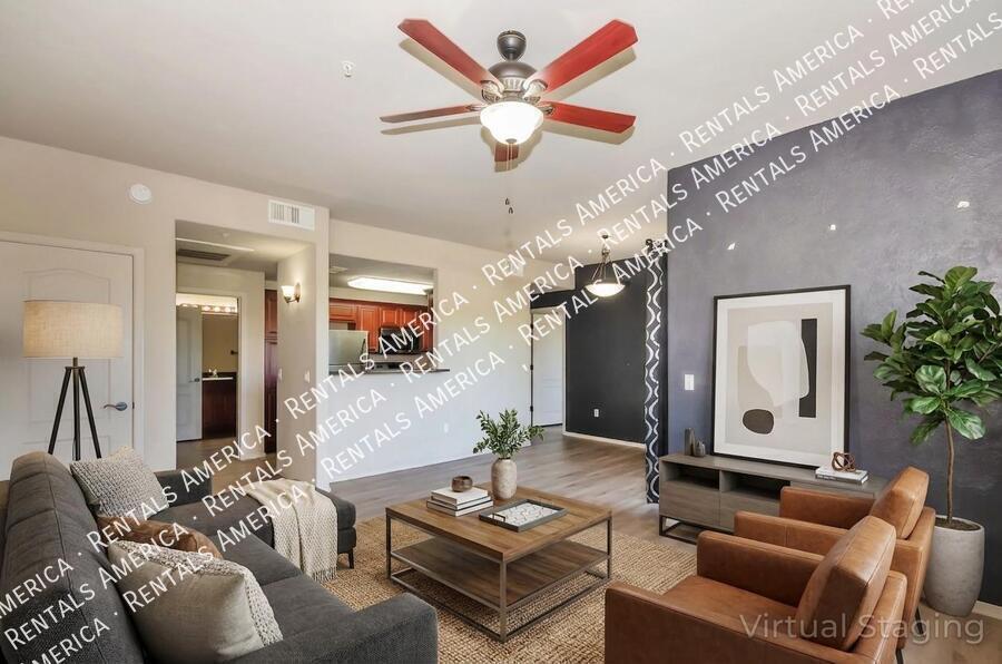 Building Photo - 2550 E River Rd