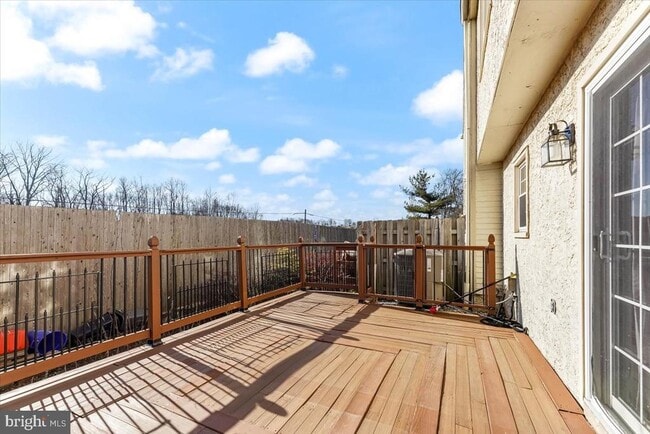 Building Photo - 1006 Asmore Way