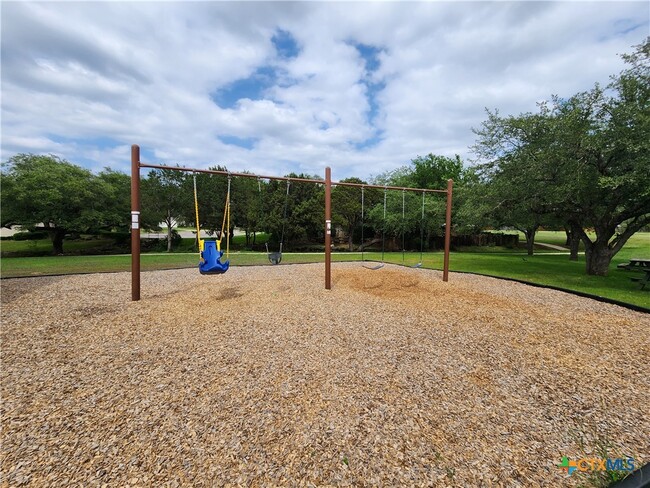 Building Photo - 1771 Oak Glen