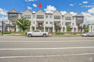 Building Photo - $2,680 - 2 Bed, 2.5 Bath Townhome in Broom...