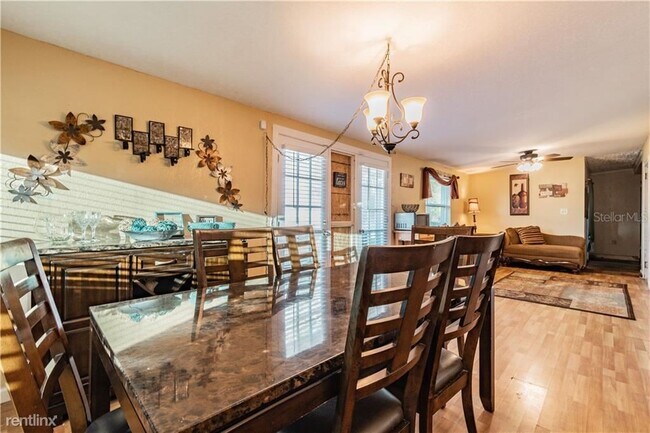 Building Photo - 4 br, 2 bath House - 3014 9th Avenue Dr E