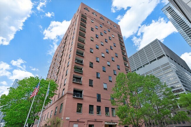 Primary Photo - 345 N Canal St