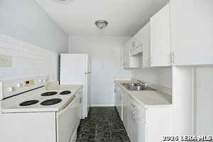 Building Photo - 6641 San Pedro Ave