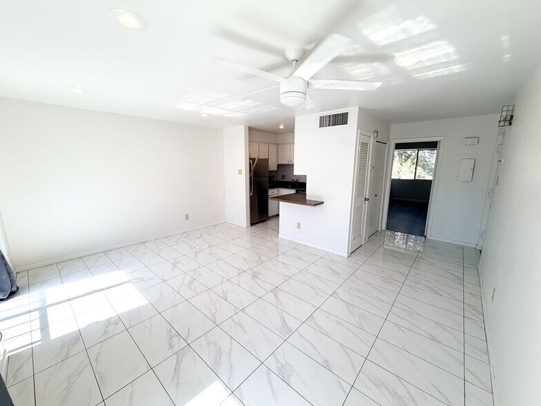 Building Photo - 1016 W Osborn Rd