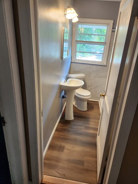 Guest Bathroom - 140 Torch Hill Rd
