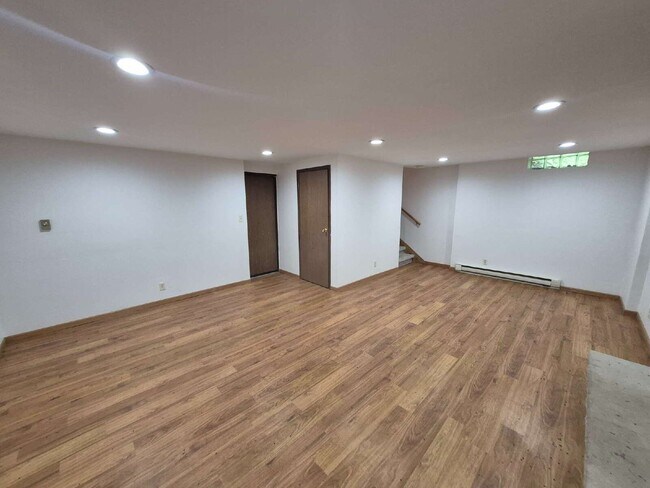 Building Photo - 21225 Mary Lynn Dr