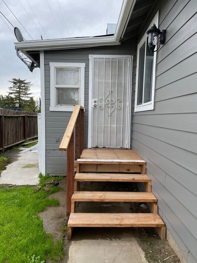 Tulare 2Bedroom! 778.5 E Sonora Ave Tulare CA 93274 Apartment Finder