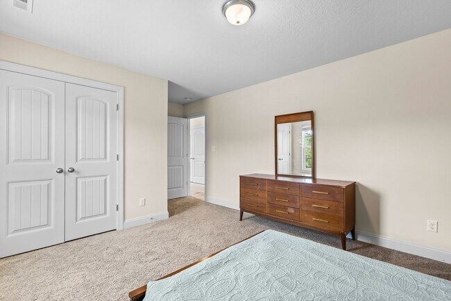 Building Photo - 520 Black Pearl Cir