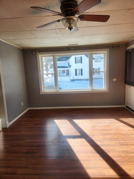 Building Photo - 15 Mc Donald St