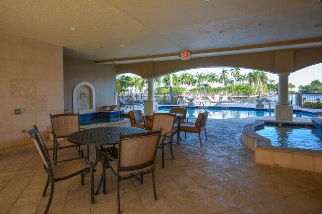 Building Photo - 3033 Waterside Cir