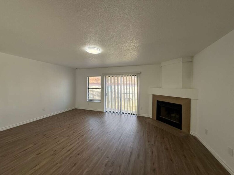 Building Photo - 4455 Sherwood Way