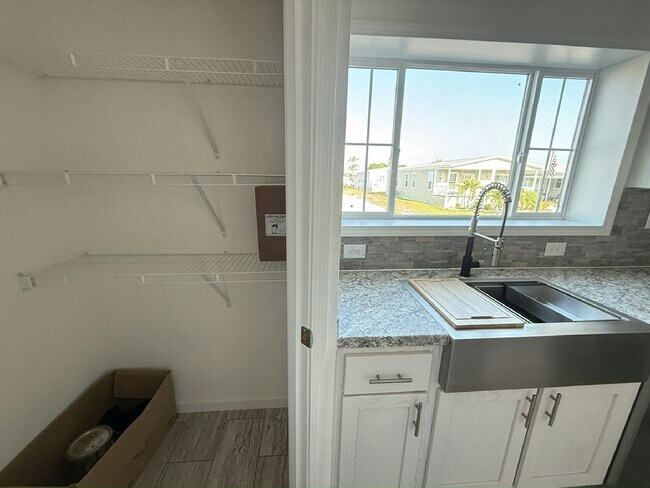 Building Photo - 3518 Campari Dr