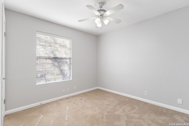 Building Photo - Charming Home Awaits: Spacious & Modern Living in a Prime Location