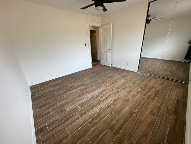 Building Photo - Newly Remodeled 3 bed 1 bath home!