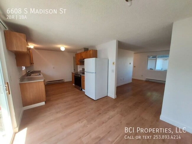 Building Photo - 6608 S Madison St