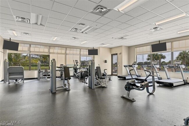 Building Photo - 14453 Cantabria Dr
