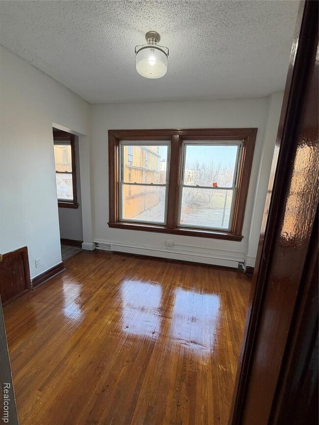 Building Photo - 2627 John R St