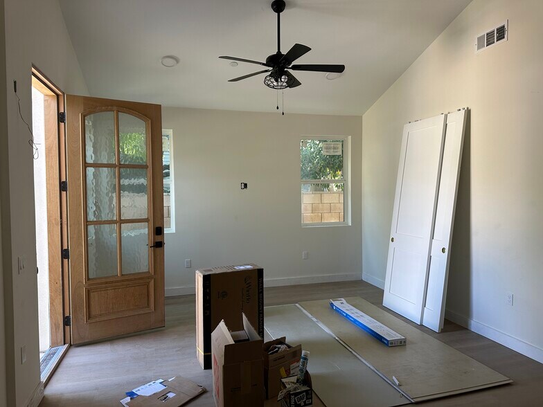 Building Photo - 9617 Monte Vista St