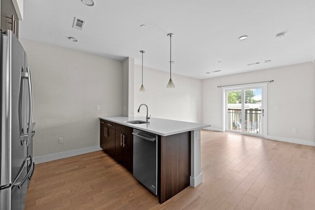 Building Photo - 1975 Massachusetts Ave