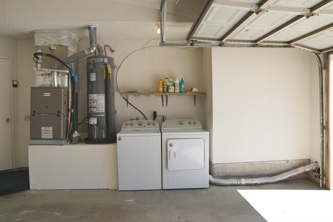 Building Photo - 68120 Tachevah Dr