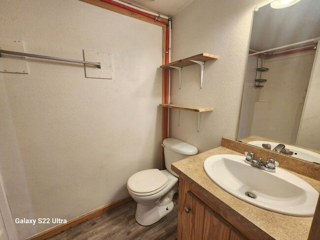 Building Photo - 1122 Gary Terrace
