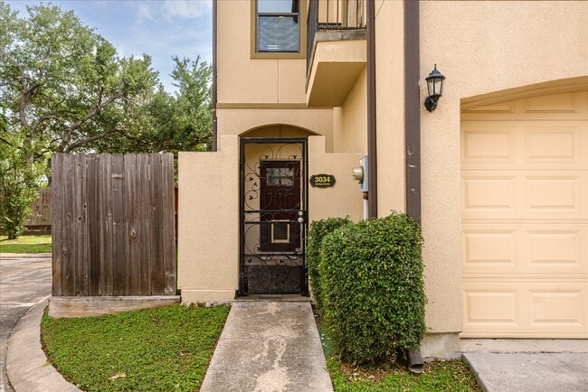 Building Photo - 3034 Orchard Ct