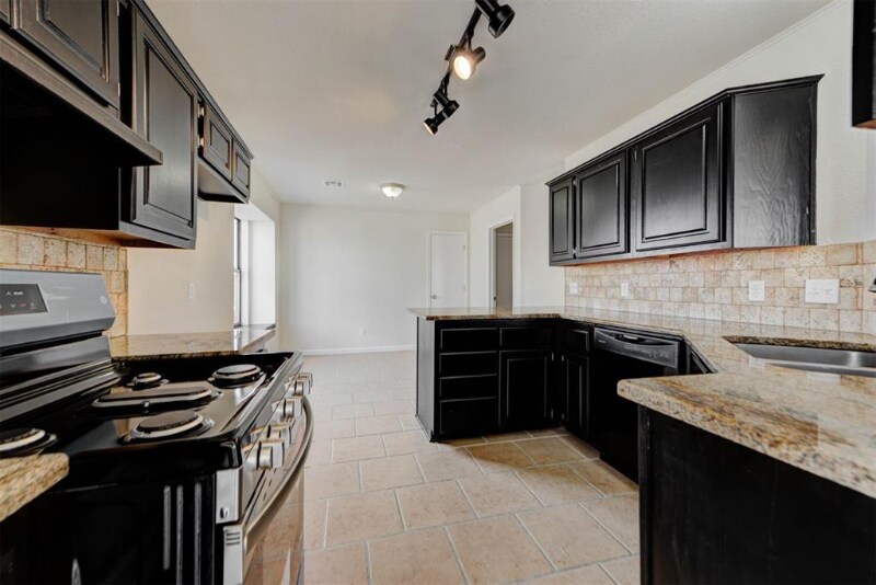 Building Photo - 8125 Jason Dr
