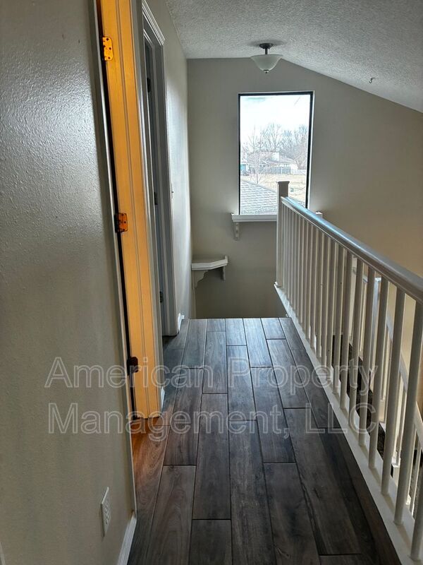 Building Photo - 9209 E 100th St