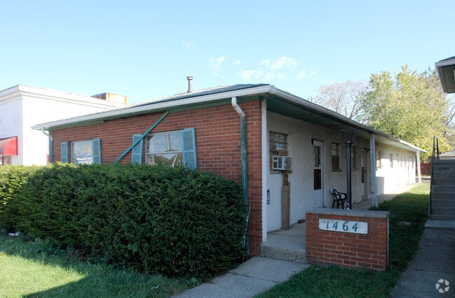 Primary Photo - 1464-1472 Parsons Ave