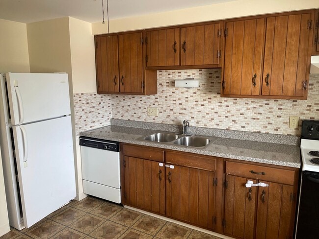 Interior Photo - Lancer Court Apartments