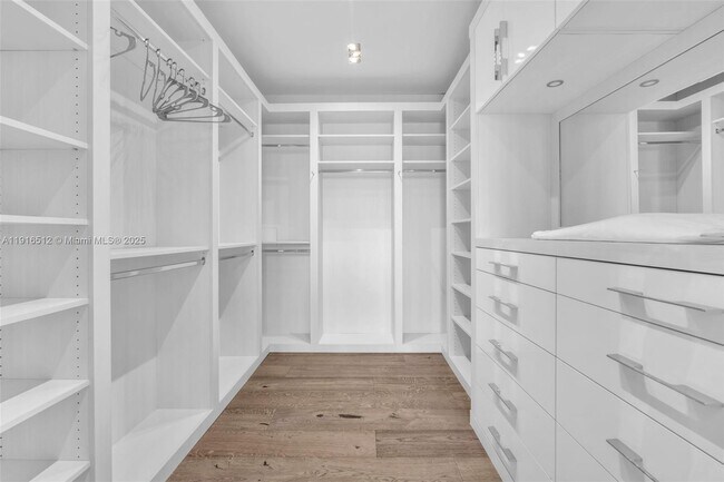 Building Photo - 9501 Collins Ave