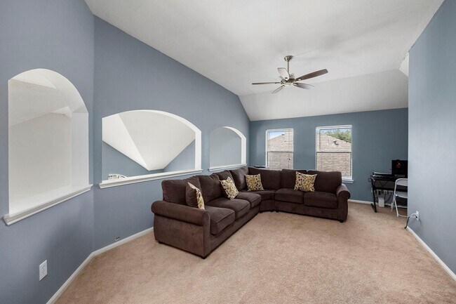 Building Photo - 16315 Scotch Hollow Ln