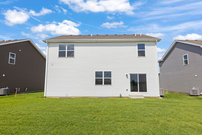 Building Photo - 13713 Sanibel St