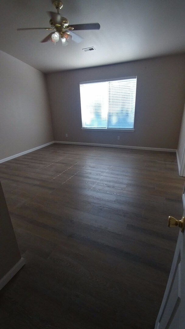 Building Photo - Stylish 3-Bedroom in Prime West Richland L...