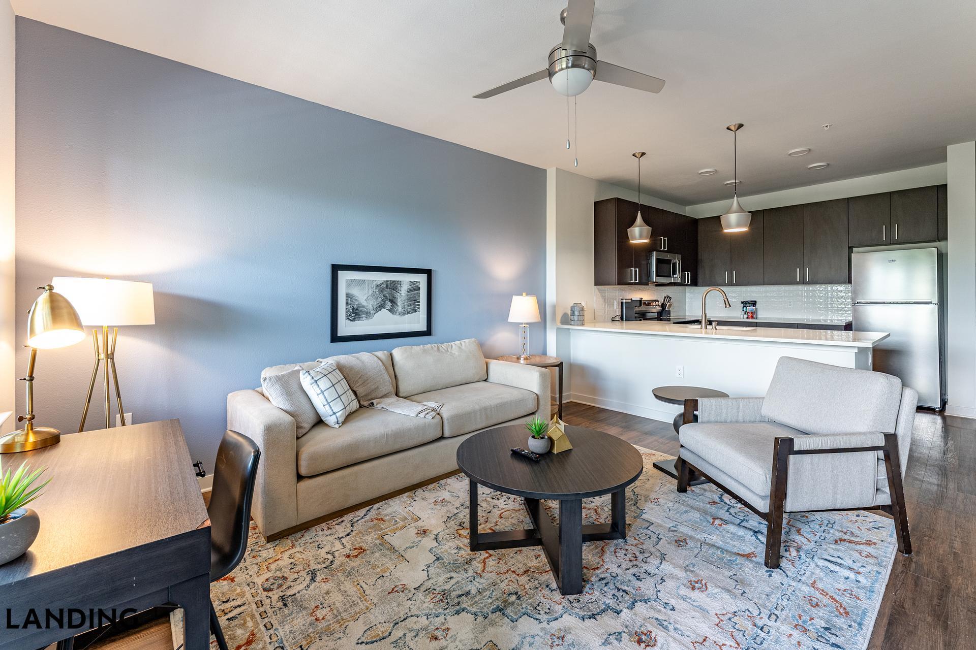 Building Photo - 1225 Utica Dr