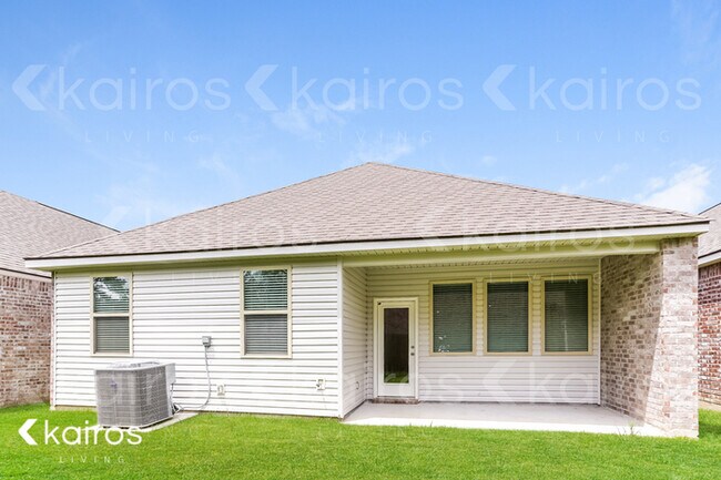 Building Photo - 6715 Tiger Pointe Dr.