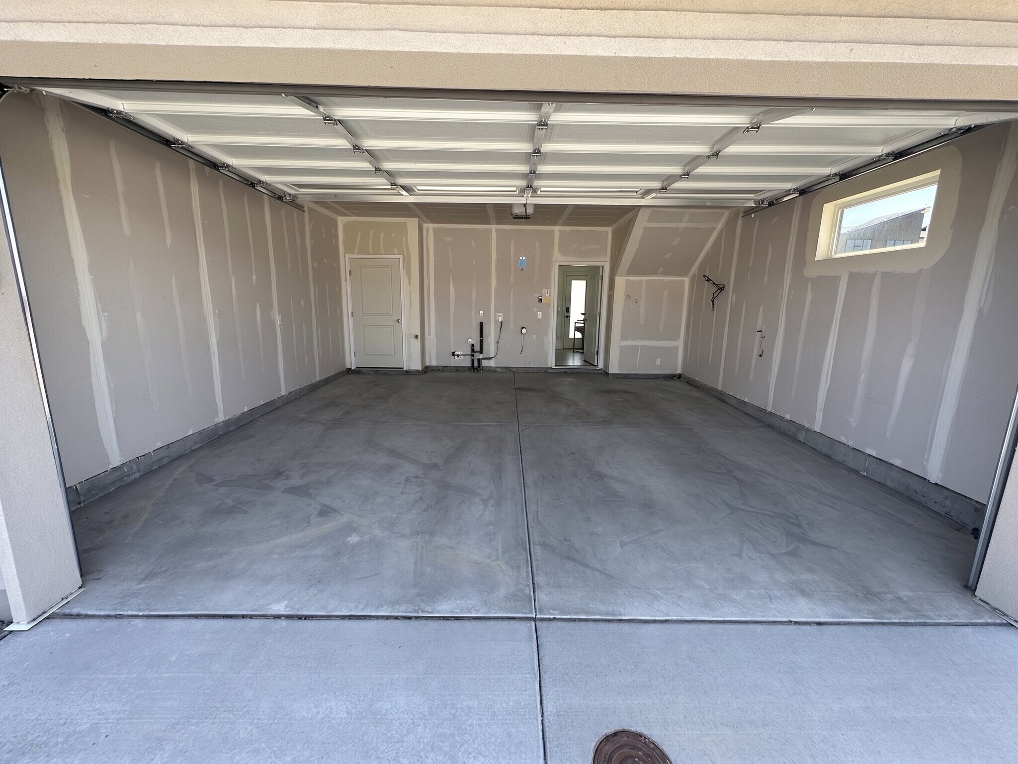 Building Photo - 476 S 900 W