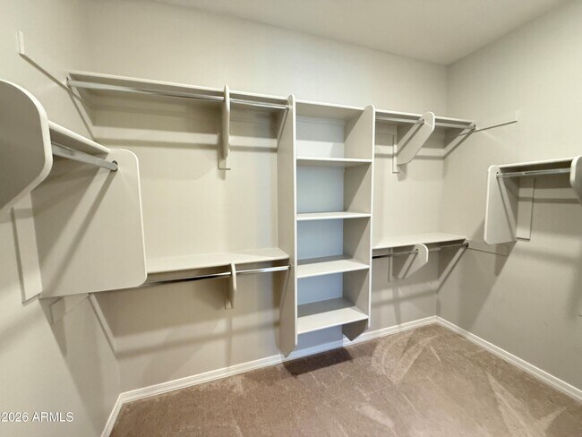 Building Photo - 15170 W Pierce St