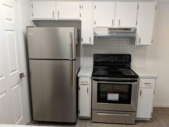 Building Photo - 3509 Alpine Cir