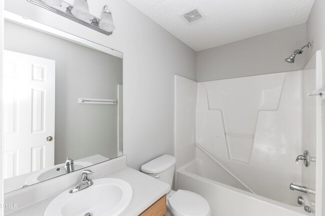 Building Photo - 3358 Tarleton W