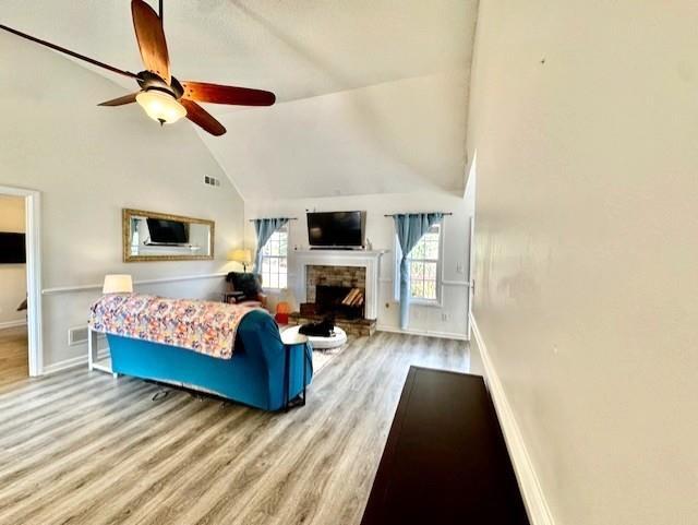 Building Photo - 221 MacKenzie Ct