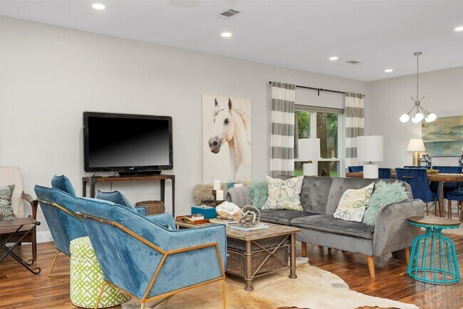 Building Photo - 36 White Bark Pl