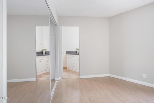 Building Photo - 8577 Rugby Dr