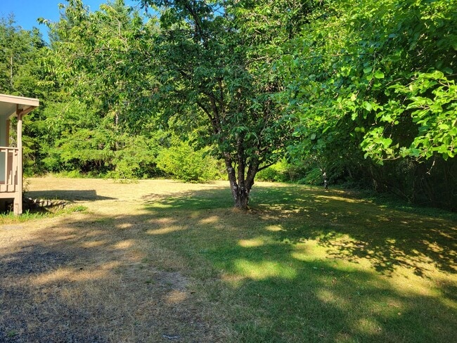 Building Photo - Cozy 2 bedroom Cottage on Acreage in Port ...