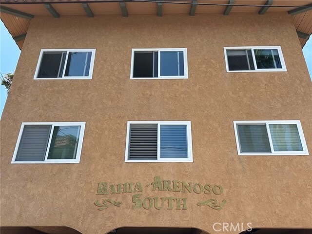 Building Photo - 409 Arenoso Ln