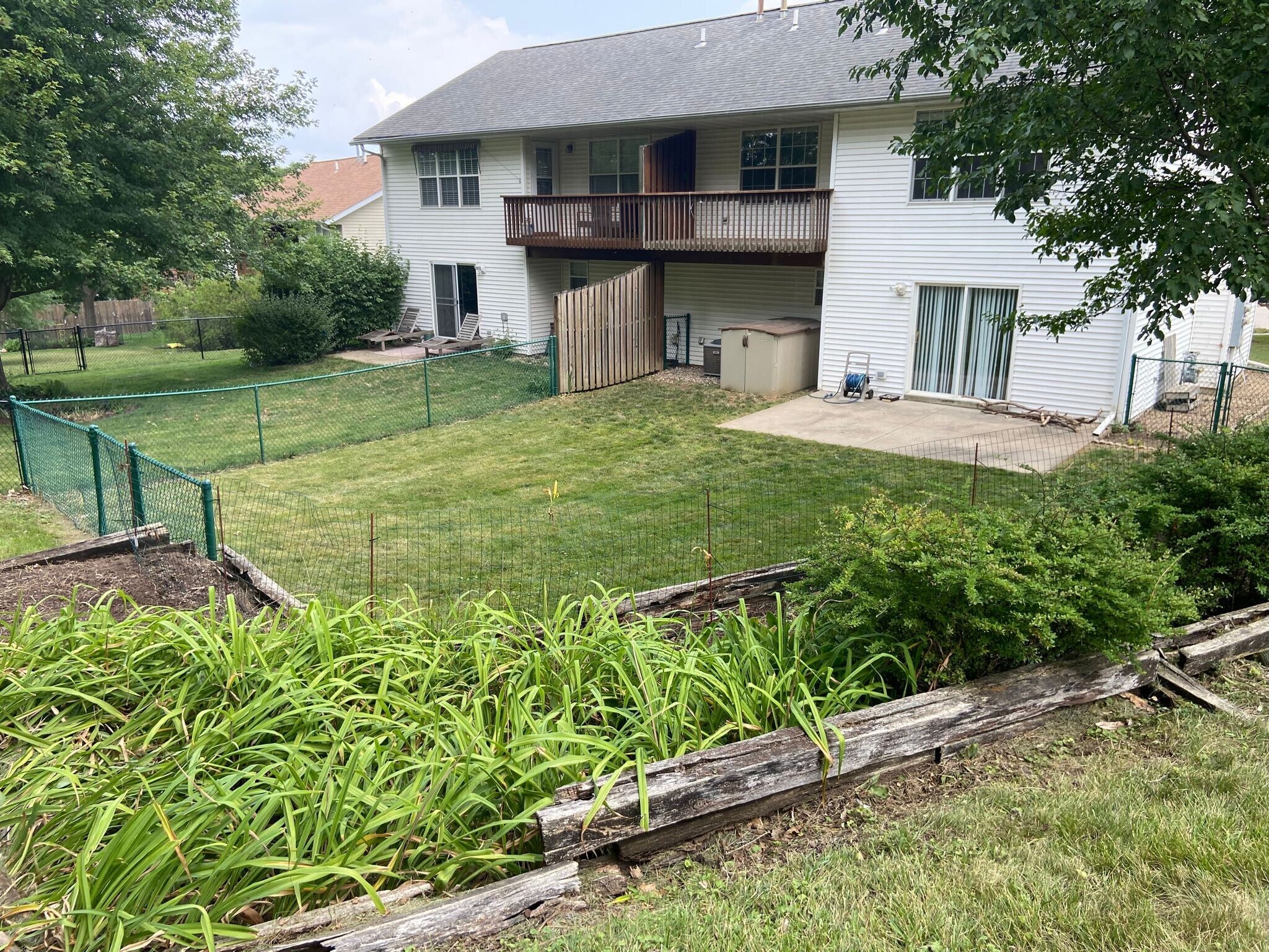 Backyard - 2502 Catskill Ct
