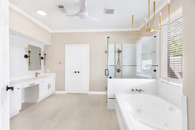 Building Photo - 3319 Hickory Brook Ln