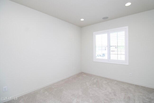 Building Photo - 13769 W Forest Pleasant Pl