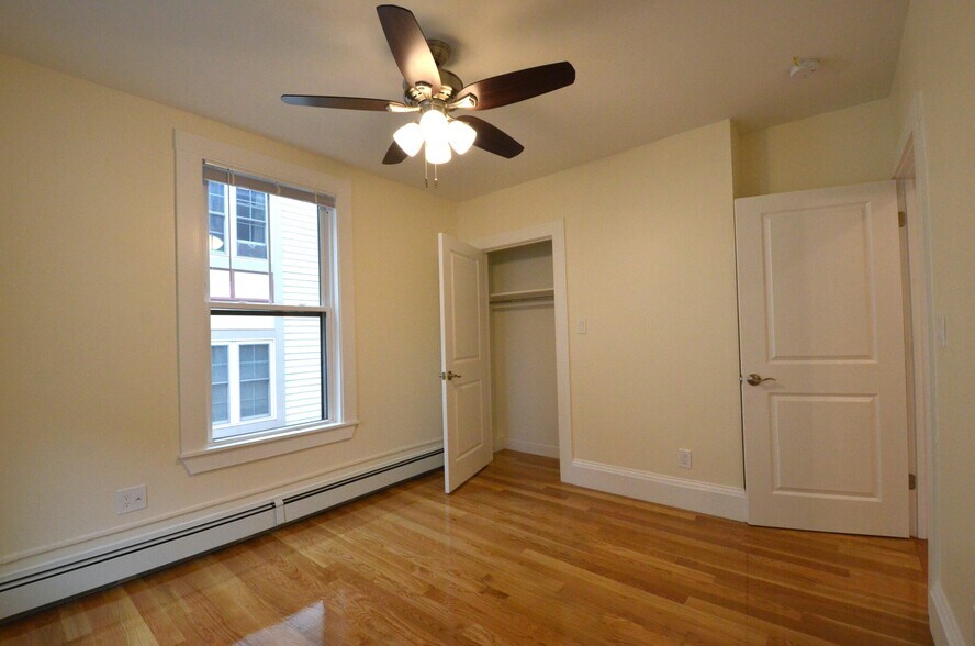 Unit 8 - 35 Brookline St