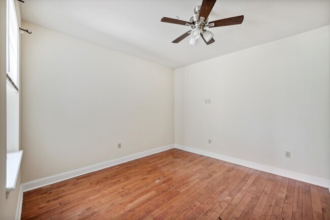 Building Photo - 1916 N 18th St